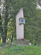 Svatogothardsk Lhota pomnk padlch.JPG