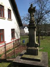 Kal, socha svatho Jana Nepomuckho.jpg