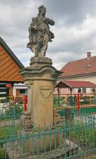 Socha sv. Venantia (Vlkanov), ped p. 3.JPG