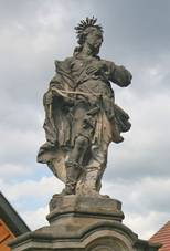 Socha sv. Venantia (Vlkanov), ped p. 3.JPG