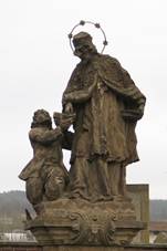 Vojice, socha svatho Jana Nepomuckho, v souasnosti u hbitova.jpg