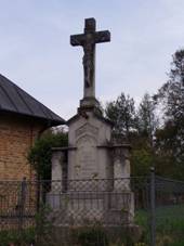 Wayside Cross in Janov.JPG