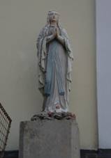 Osenice, socha III(J).jpg