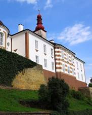 Zmek Skalka - celkov pohled.jpg