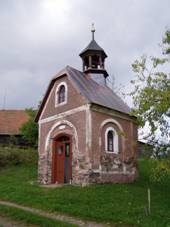 Chapel in ediviny at the Reme farm.JPG