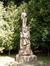 Snn-pomnk TGMasaryka.jpg