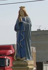 Kranice socha panny Marie.JPG