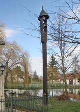 Psek zvonika a kek.JPG