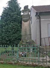 Prasek pomnk padlch.JPG