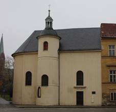 Opava, kostel svat Albty (1).jpg