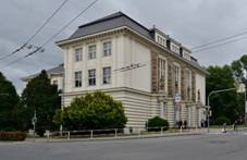 Mstsk dm kultury Petra Bezrue (Opava) 01.JPG