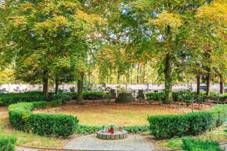 Hbitov u Bezdkova 01.jpg