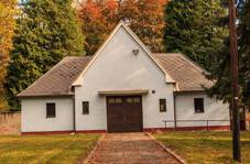 Hbitov u Bezdkova 02.jpg