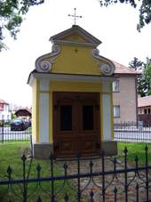 Holice, Komenskho, kaplika.jpg