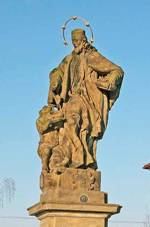 https://upload.wikimedia.org/wikipedia/commons/thumb/d/dd/Socha_Svat%C3%A9ho_Jana_Nepomuck%C3%A9ho_v_Kun%C4%9Btic%C3%ADch.jpg/800px-Socha_Svat%C3%A9ho_Jana_Nepomuck%C3%A9ho_v_Kun%C4%9Btic%C3%ADch.jpg