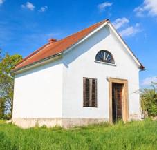 Hbitov v Lznch Bohdane - mrnice.jpg