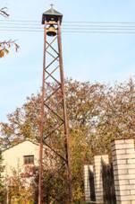 Zvonika v Neratov.jpg