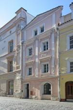 Mstsk dm, Perntnsk 7, Pardubice.JPG