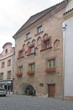 Mstsk dm, Perntnsk 11, Pardubice.JPG