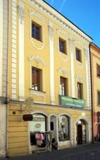 Mstsk dm, Perntnsk 15, Pardubice.JPG