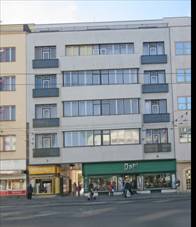 inovn dm, t. Mru 71, Pardubice.JPG