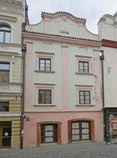 Mstsk dm, Perntnsk 46, Pardubice.JPG