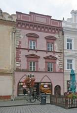 Mstsk dm, Perntnsk nm. 61 a 62, Pardubice.JPG