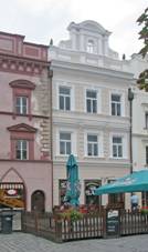 Mstsk dm, Perntnsk nm. 61 a 62, Pardubice.JPG