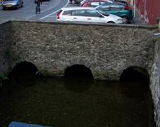 Cisarsky nahon, Pardubice (02).JPG