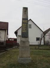 Pomnk padlm v Arnetovicch (Q56685432).jpg