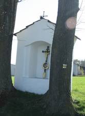 Overview of Chapel-shrines in elistn, Pelhimov District.jpg