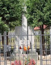 Hojkov, pomnk padlm (2018-08-02; 01).jpg