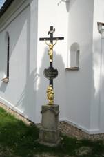 Wayside cross near chapel in impach, Obrata, Pelhimov District.jpg