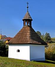 Vokov, chapel.jpg