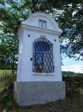 ichovec, kaplika svatho Jana Nepomuckho.jpg