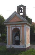 Kaplika na nvsi v Chr᚝anech (Q76006370).jpg