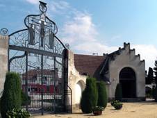 Podebrady, Hrbitov v Kluku 03.JPG