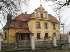 Milcice secesni vila.jpg