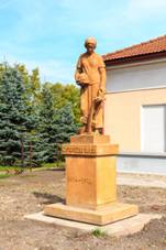 Oknek pomnk padlch.jpg