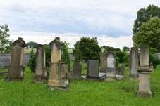 Velenice (okrNymburk) -evangelick-hbitov2016f.jpg