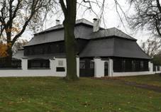 Vlkov nad Lesy, loveck zmeek.jpg