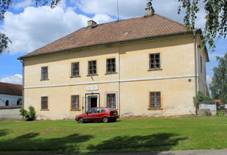 Vejany, rectory.jpg