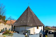 Kostel svatho Petra a Pavla (Korouhev) 02.jpg