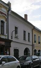 Mstsk dm (Polika), Riegrova 25.JPG