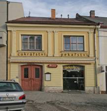 Mstsk dm (Polika), nm. Palackho 186.JPG