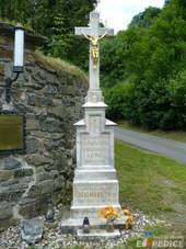 foto Kříž u kostela sv. Mikuláše - Starý Svojanov (kříž)