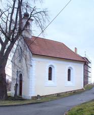Chvalovice, kaple.jpg
