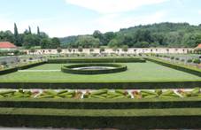 Kratochvle, zmeck park.jpg