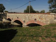 Protivec, silnin most pes Zlat potok.jpg