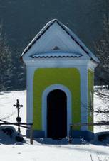 Zbytiny, chapel south-west (01).jpg
